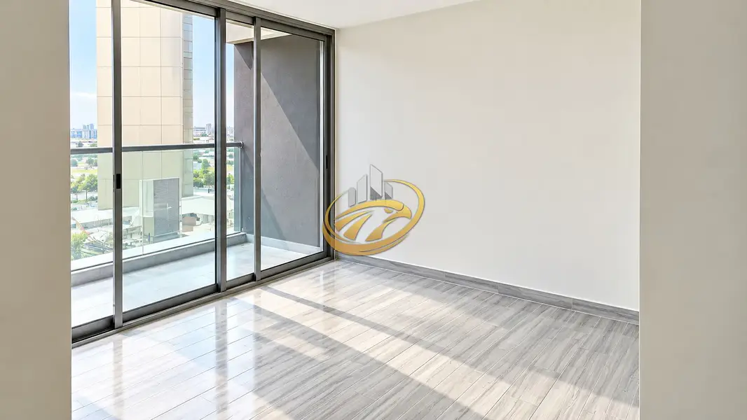 Bright Studio | Balcony | Open View