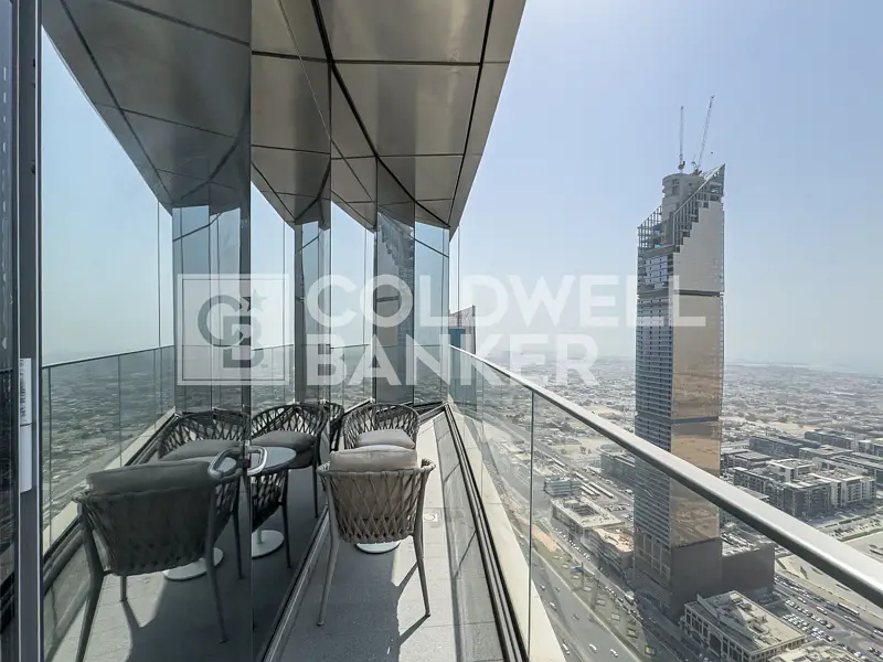 Vacant | City and Sea View | Genuine Resale
