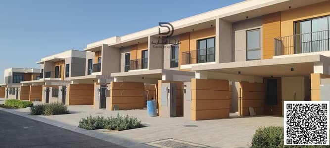 4 Bedroom Townhouse for Sale in Al Amerah, Ajman - a7e4572d-89e8-4e0d-9f0f-866c6287c045. jpg 4 Bedroom Townhouse for Sale in Al Amerah, Ajman - a7e4572d-89e8-4e0d-9f0f-866c6287c045. jpg