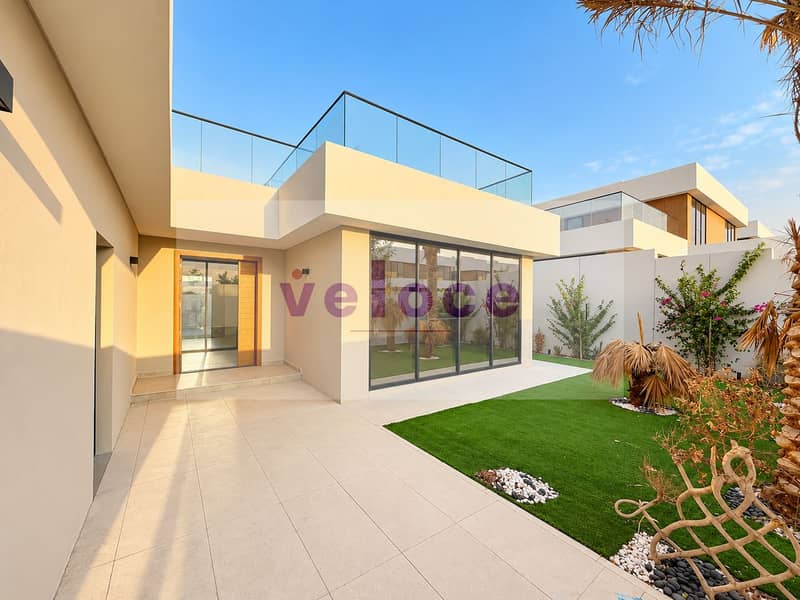 Modern Villa Courtyard with Glass Railings. png Modern Villa Courtyard with Glass Railings. png