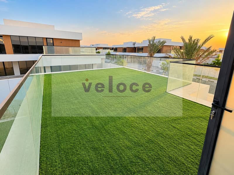 16 Sunset Modern Rooftop Terrace. png