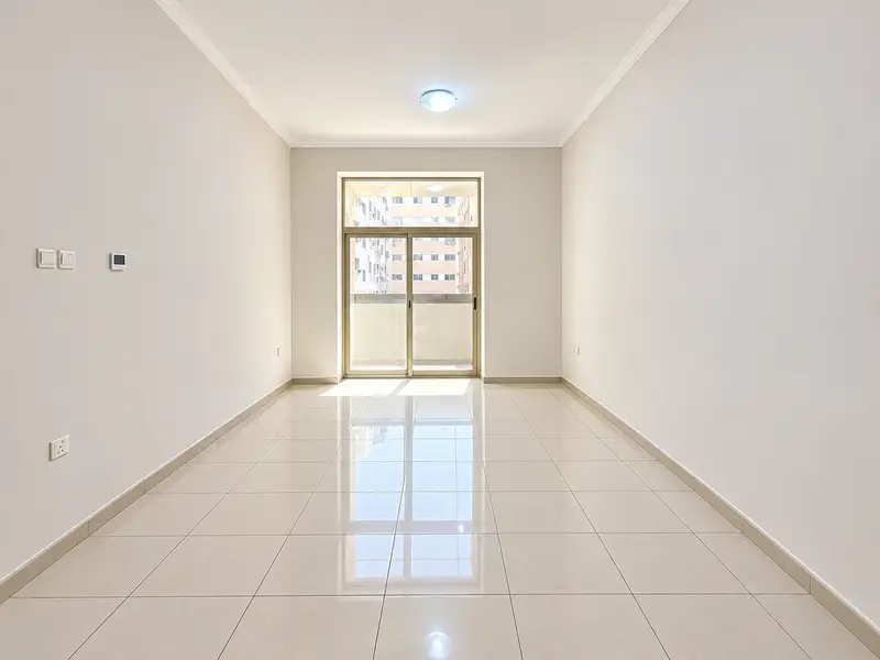 Chiller Free 1BHK || Near Metro Station || Prime Location Ready to Move