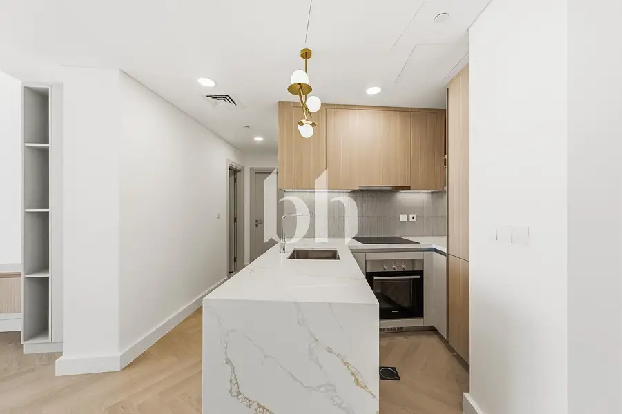 Newley Fully Upgraded|Sea View|Unfurnished|Vacant