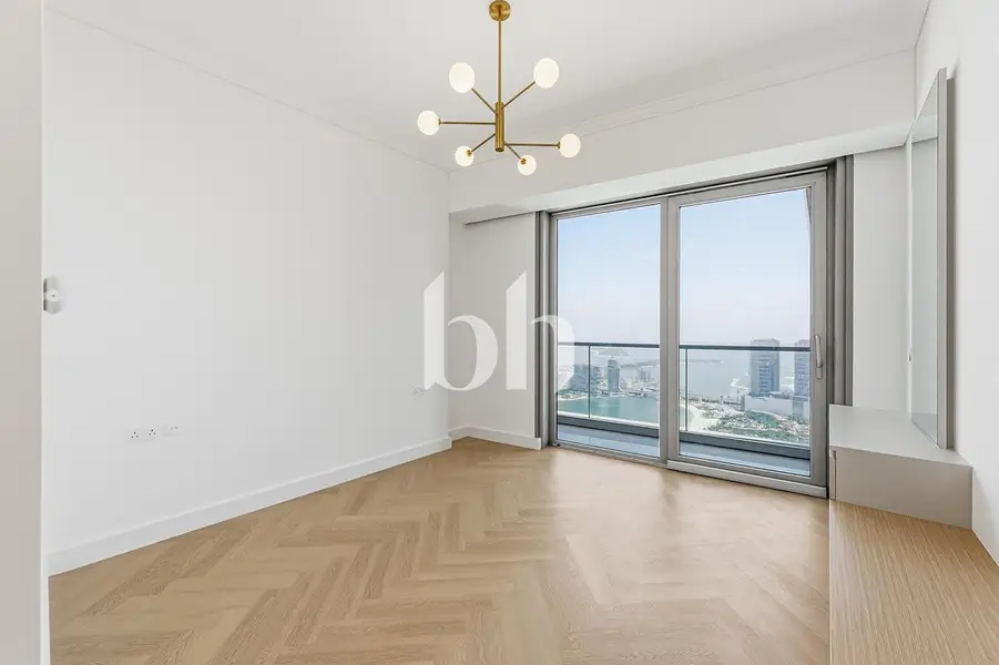 Newley Fully Upgraded|Sea View|Unfurnished|Vacant