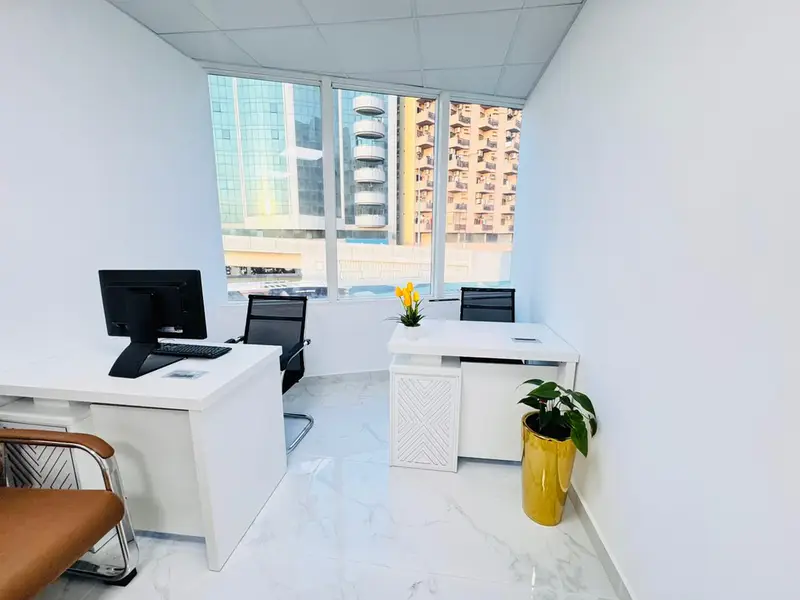 Modern Office | Bank Account Assistance | Free Amenities