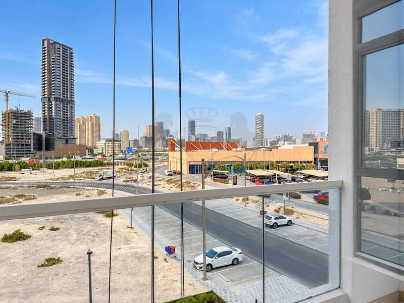 3 Dubai Skyline from a Modern Balcony. png