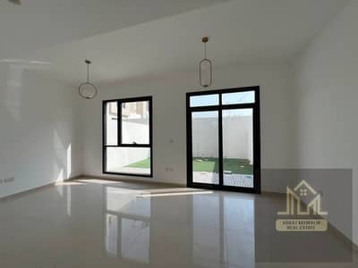 2 Bedroom Townhouse for Rent in Al Tai, Sharjah - 8cc71d00-04a4-49b5-adc2-6b3404e6614a. jpg 2 Bedroom Townhouse for Rent in Al Tai, Sharjah - 8cc71d00-04a4-49b5-adc2-6b3404e6614a. jpg