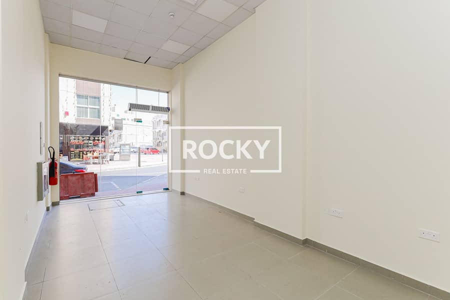 2 shop 01-5379. jpg