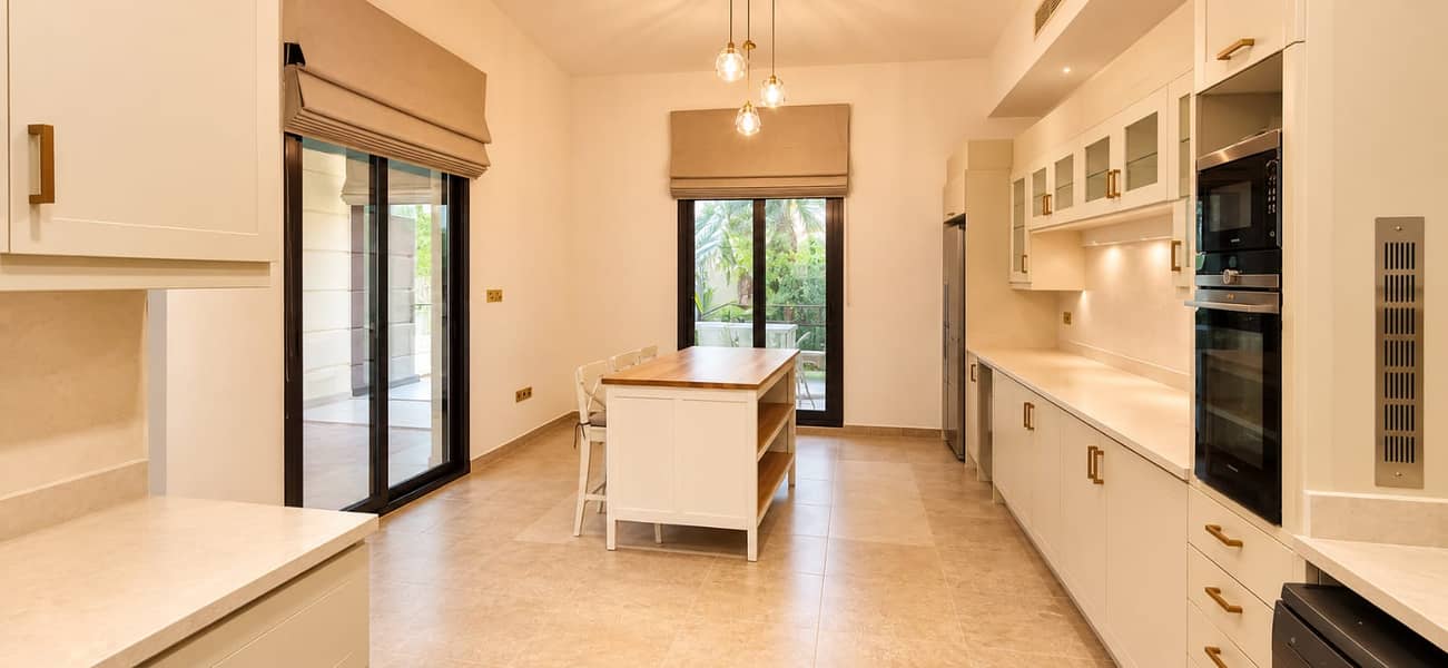 7 Kitchen 2. jpeg