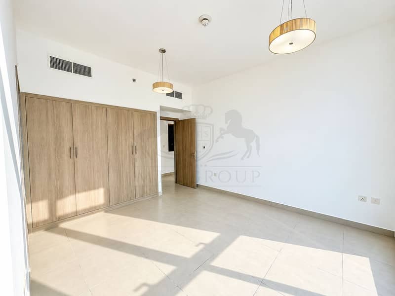 15 Bright Modern Bedroom with Built-In Wardrobes. png