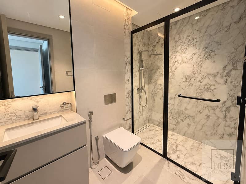 6 Modern Marble Bathroom Retreat. png
