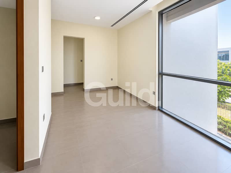 9 Image 9