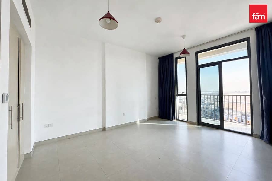 Vacant | 4 Cheques | Best Deal | Great Location Vacant | 4 Cheques | Best Deal | Great Location