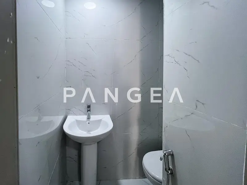 Tenanted | High ROI | Corner unit