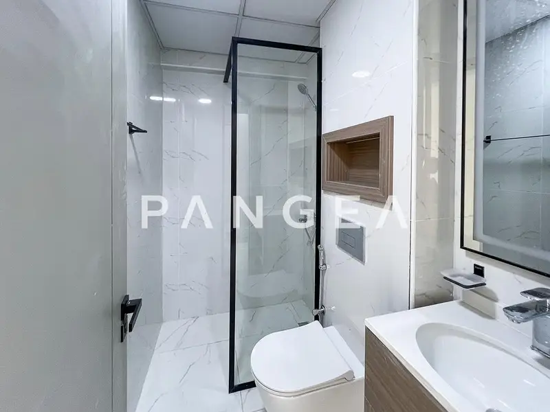 Tenanted | High ROI | Corner unit