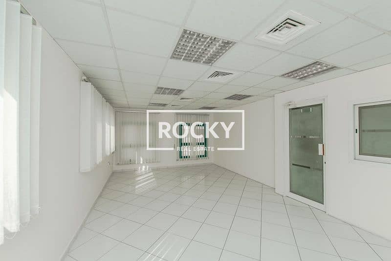 10 Deira_MabrookBldg_M01-Office (9 of 16). jpg