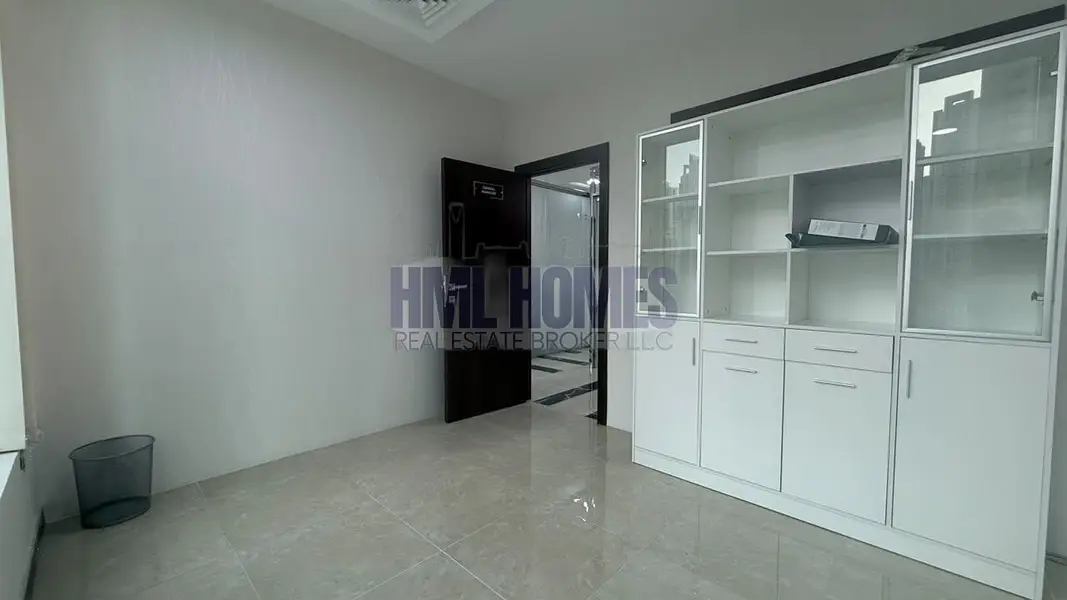 Well-Kept Office | Low Floor | Ready to Occupy