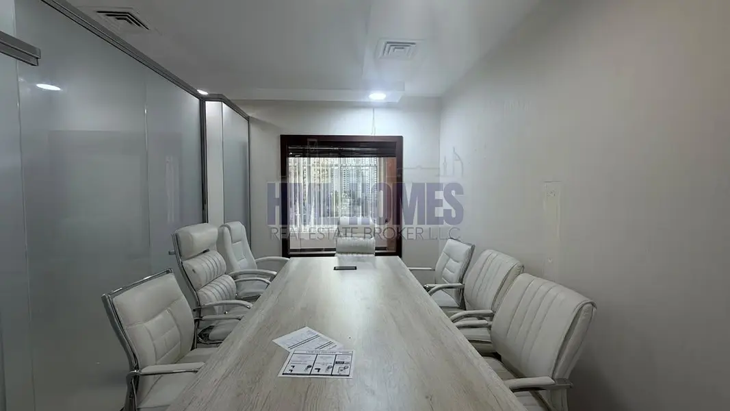 Well-Kept Office | Low Floor | Ready to Occupy