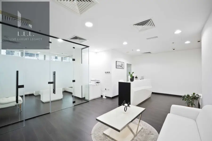 Bright & Modern Fully Furnished Office