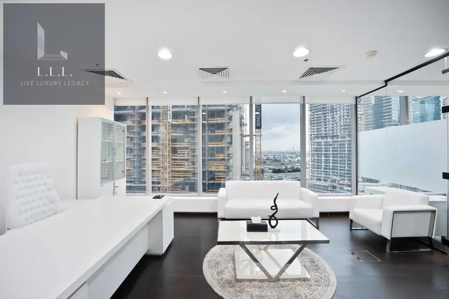 Bright & Modern Fully Furnished Office