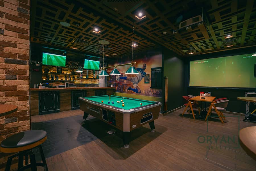 12 Exit Sports Bar (1). jpg