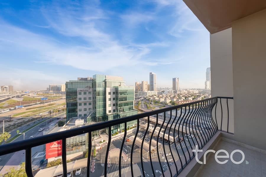 13 Balcony. jpg