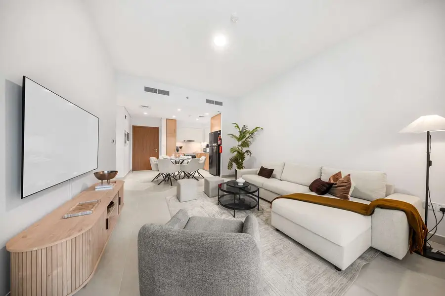 Large Layout | Prime Community | Furnished