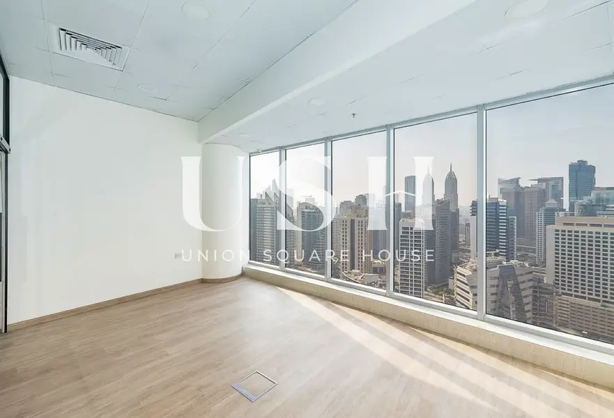 Fitted Offices | Sea View | Rare | Upgraded Floor