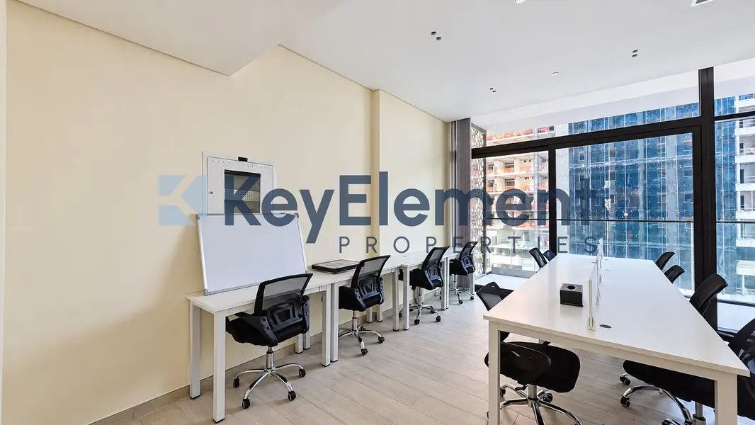 Fitted Workspace | Private Rooms | Modern Interior