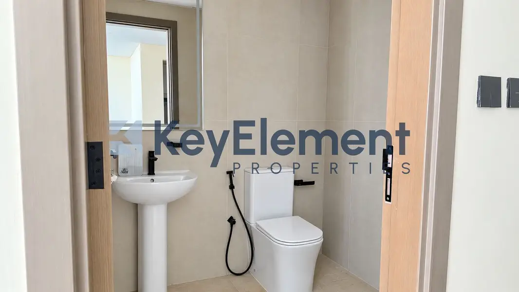 Fitted Workspace | Private Rooms | Modern Interior