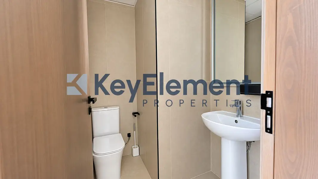 Fitted Workspace | Private Rooms | Modern Interior