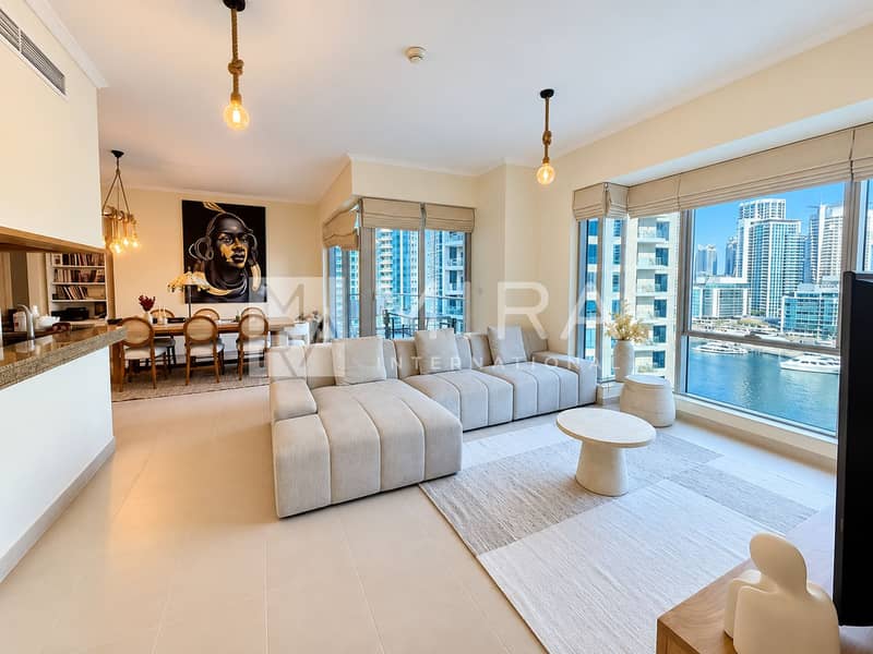 4 Modern Apartment with Marina Skyline