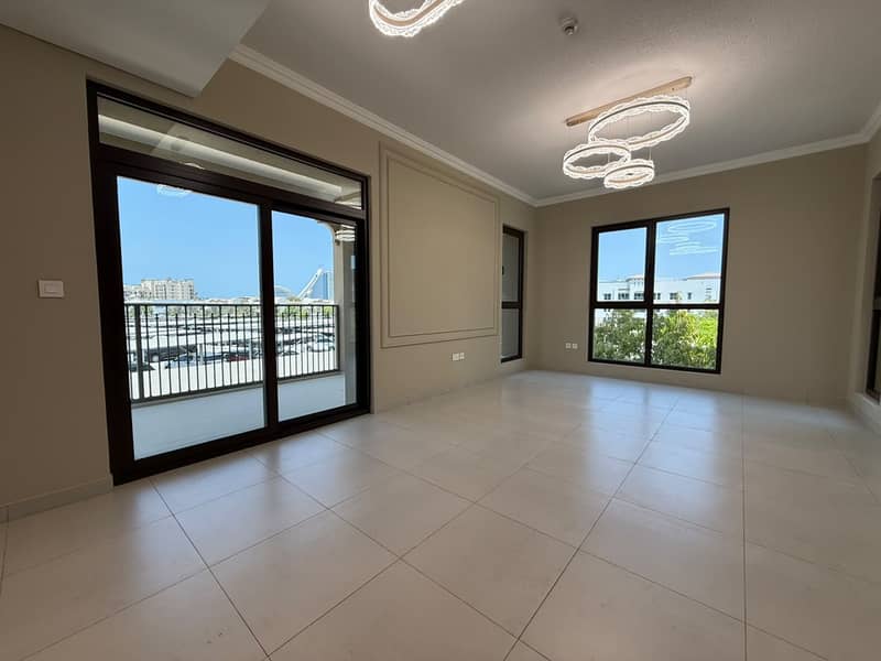 READY TO MOVE IN | POOL VIEW | SPACIOUS READY TO MOVE IN | POOL VIEW | SPACIOUS