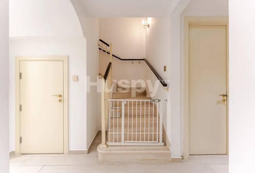 Type 4E | Fully Renovated | Near Lake