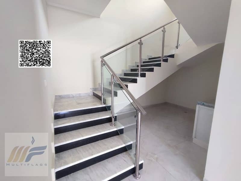 11 fe711a44-8c0d-4356-8d05-5a6856bdd5fb. jpg