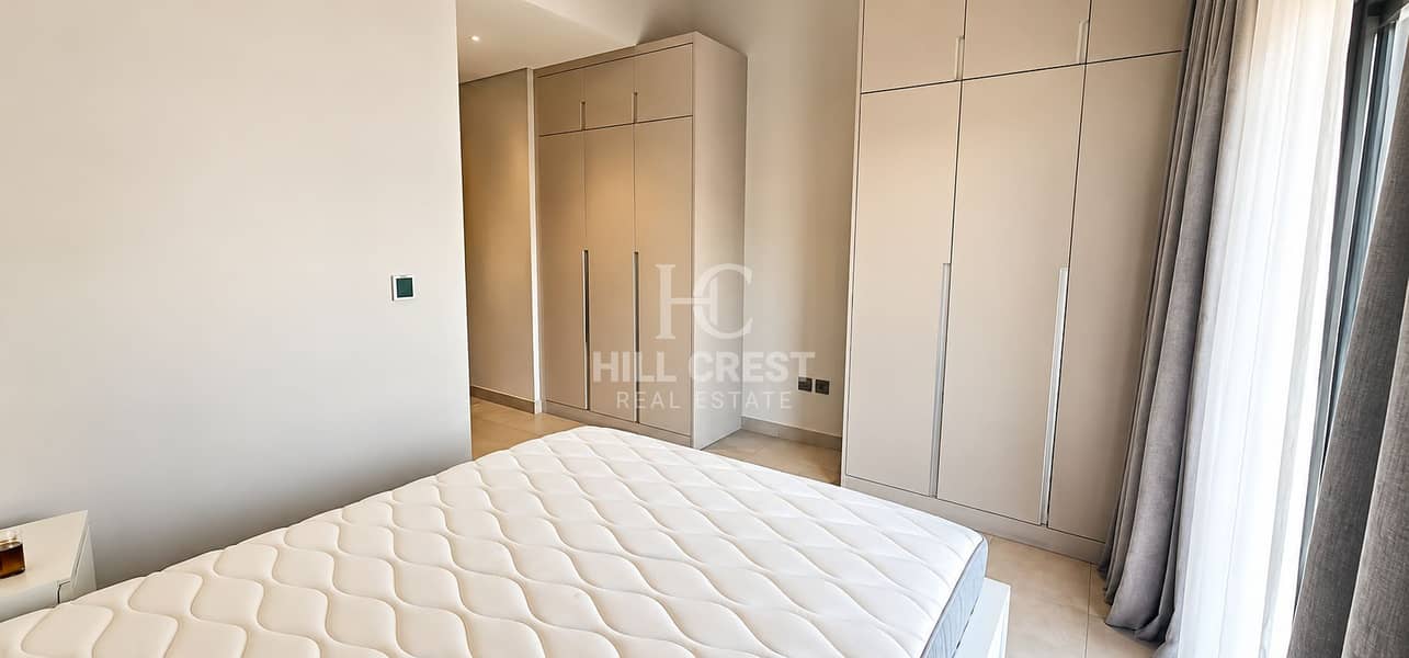 11 Minimalist Bedroom with Built-In Wardrobes. png