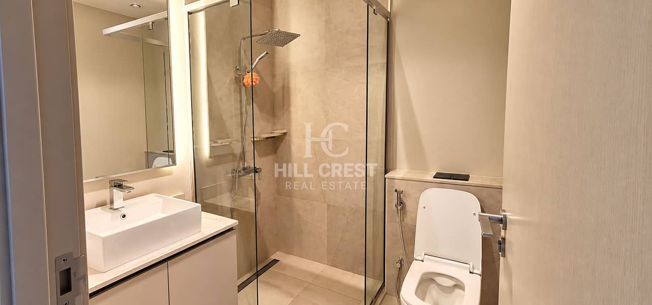 20 Modern Minimalist Bathroom Interior (1). png