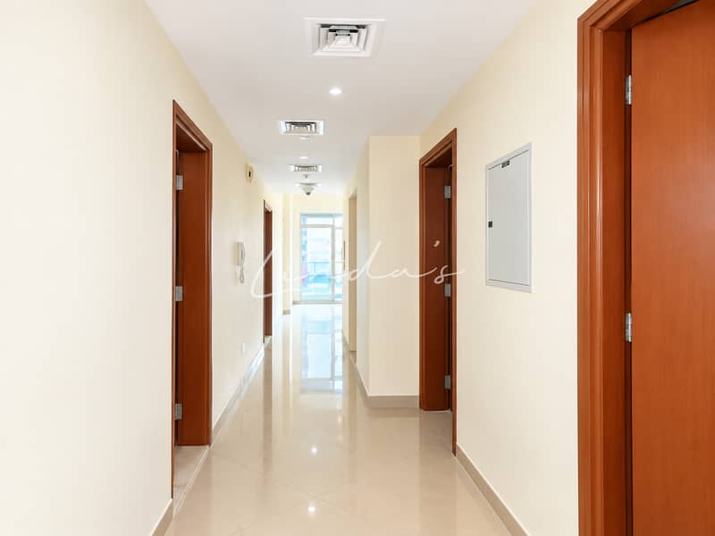 5 images image img