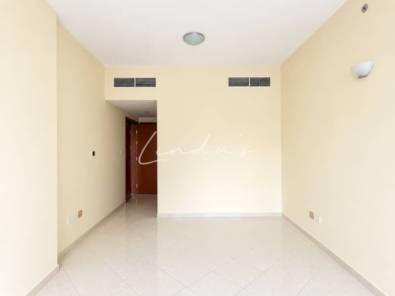 8 images image img