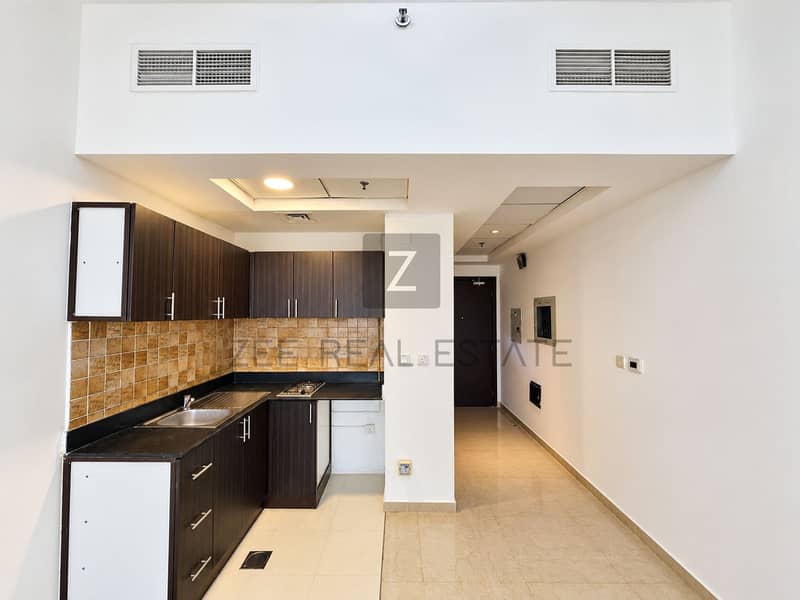 7 Airy kitchen with balcony view-9. png