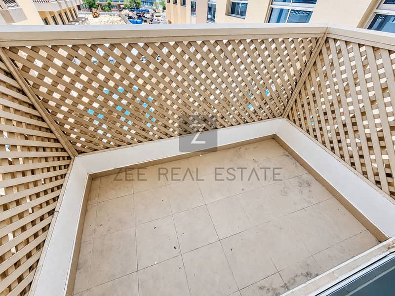 14 Bright, natural real estate interior-3. png