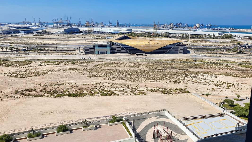 Desert Arena and Port Skyline. png Desert Arena and Port Skyline. png