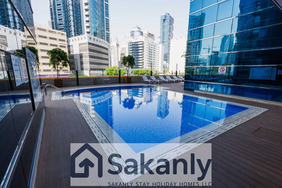 5 035 Swimming Pool 2. jpg