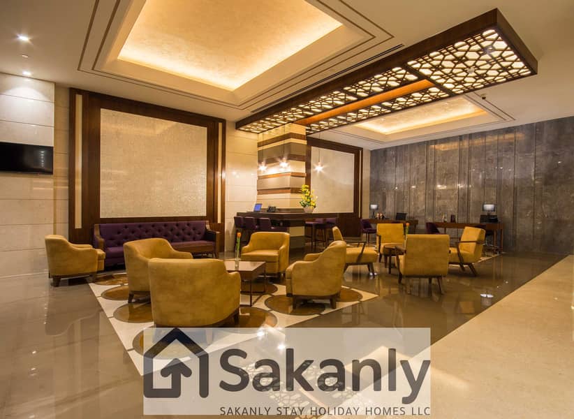 8 010 Lobby 3. jpg