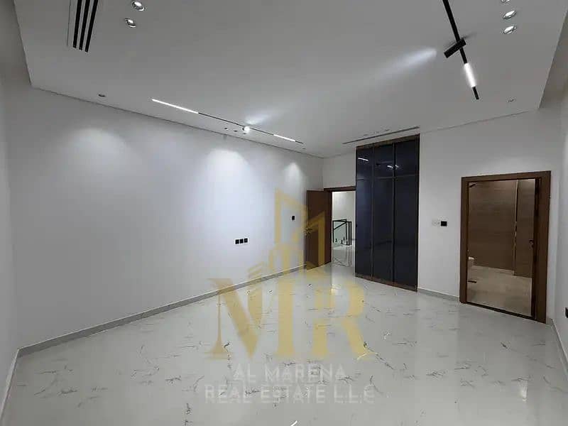15 875011191-800x600. webp