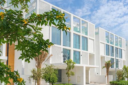 4 habitaciones Townhouse para en Alquiler en Al Barari, Dubai - Casa adosada en Al Barari,Ixora, 4 dormitorios, 600000 AED - 16290929 4 habitaciones Townhouse para en Alquiler en Al Barari, Dubai - Casa adosada en Al Barari,Ixora, 4 dormitorios, 600000 AED - 16290929