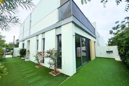 4 Bedroom Villa for Rent in Tilal Al Ghaf, Dubai - Modern 4BR+Maid | Garden | Prime Community Living 4 Bedroom Villa for Rent in Tilal Al Ghaf, Dubai - Modern 4BR+Maid | Garden | Prime Community Living