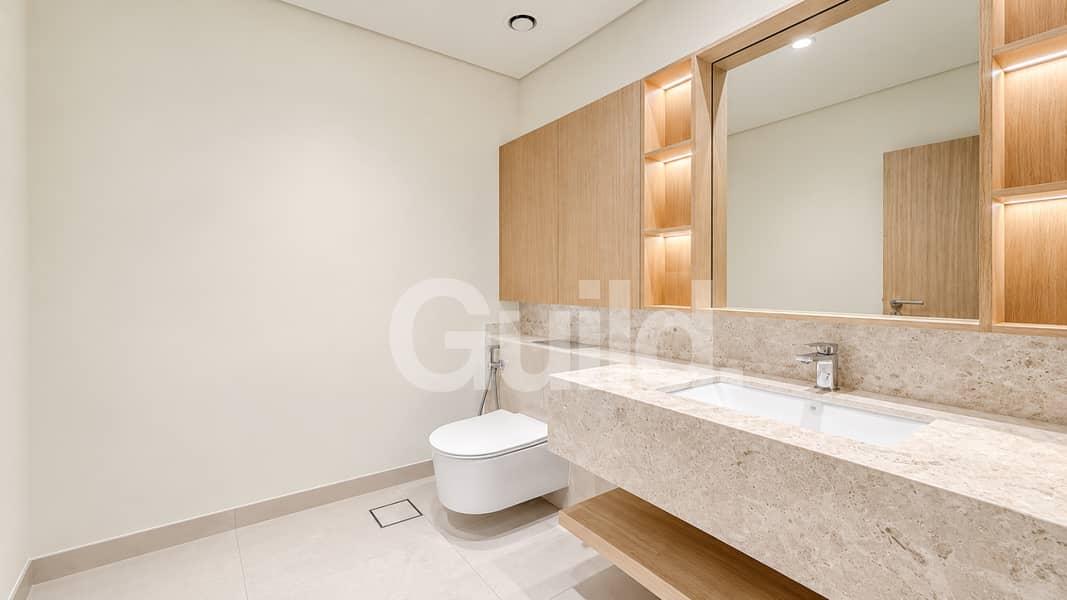 8 Image 8