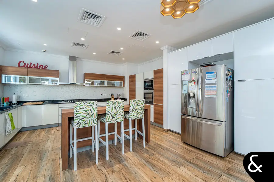 6 Bedrooms | 12,000 Sq Ft | Exclusive