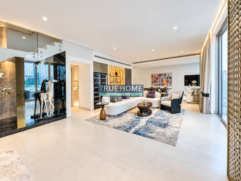 4 Contemporary Luxury Living Room with City Views. png